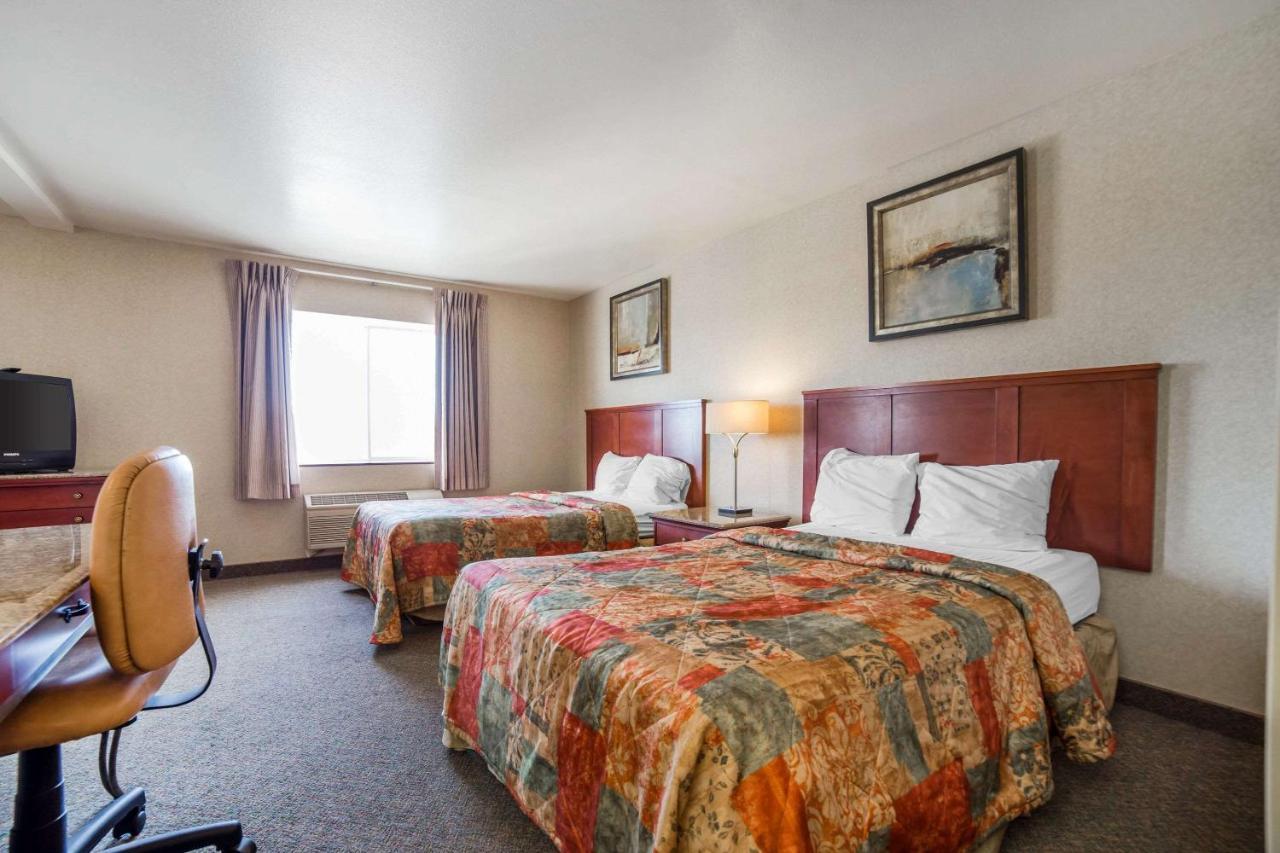 Rodeway Inn & Suites Нампа Екстер'єр фото