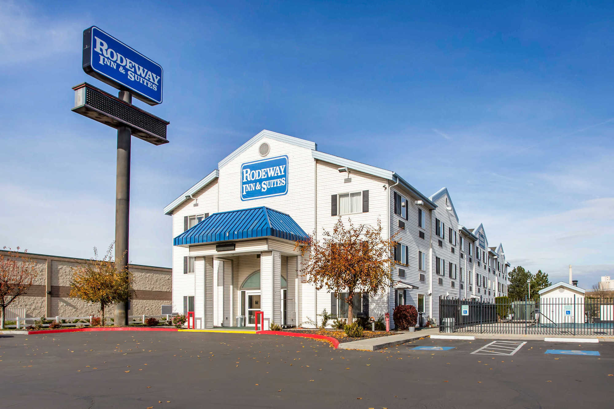 Rodeway Inn & Suites Нампа Екстер'єр фото